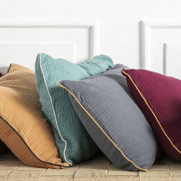 Cushion cover in washed cotton gauze INSEPARABLES